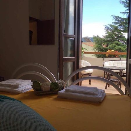 B&B Mideri Urzulei Esterno foto